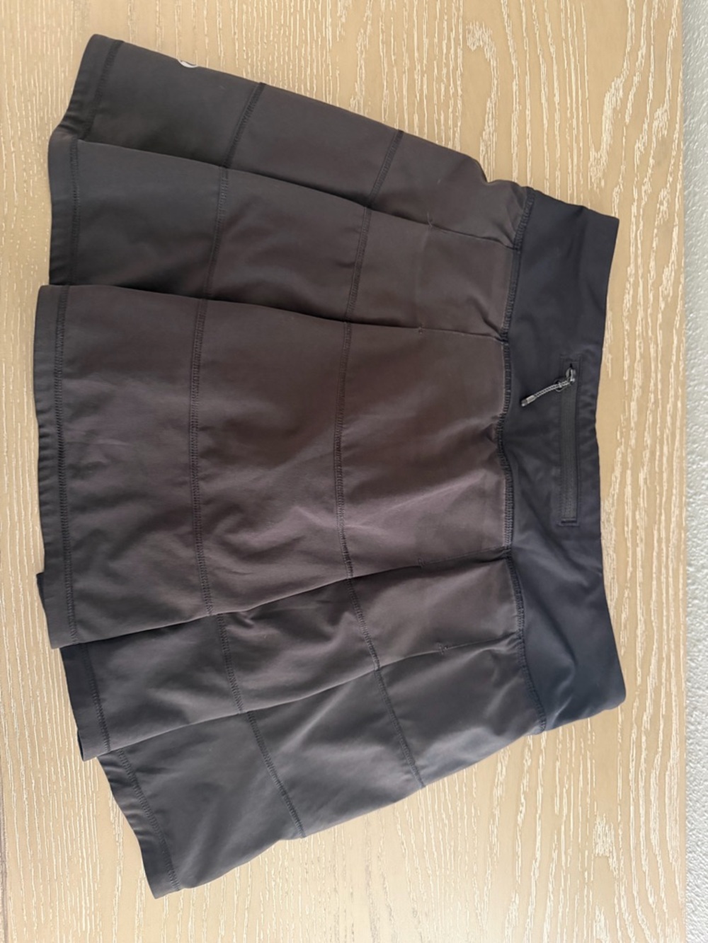 Lululemon Skirt Tall - Picture 2 of 3